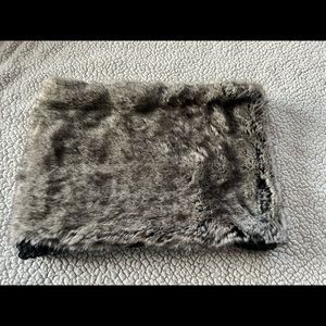 Faux fur/knitted cowl/scarf